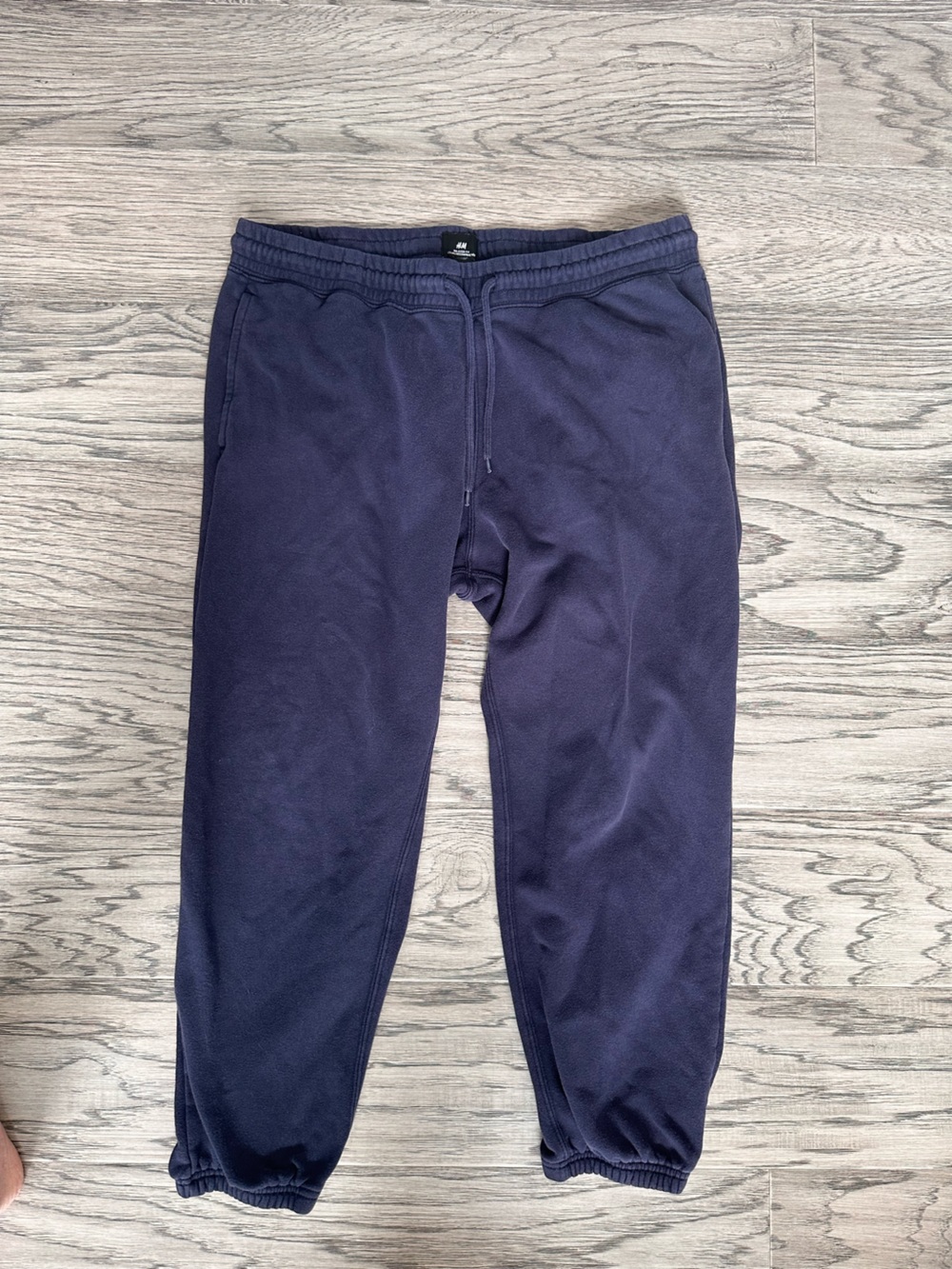 H&M Men's Navy Blue Jogger Sweatpants